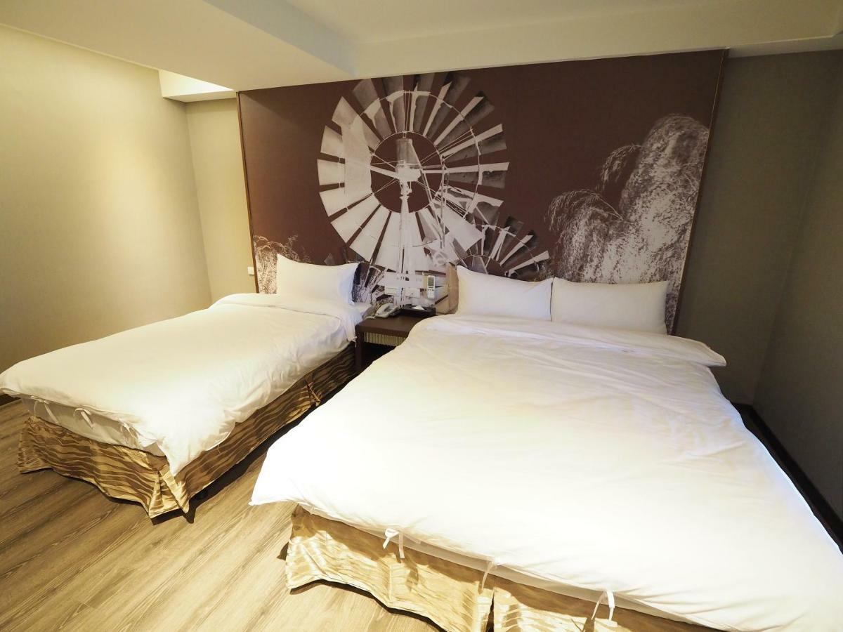 Kailan Hotel Toucheng Exteriör bild